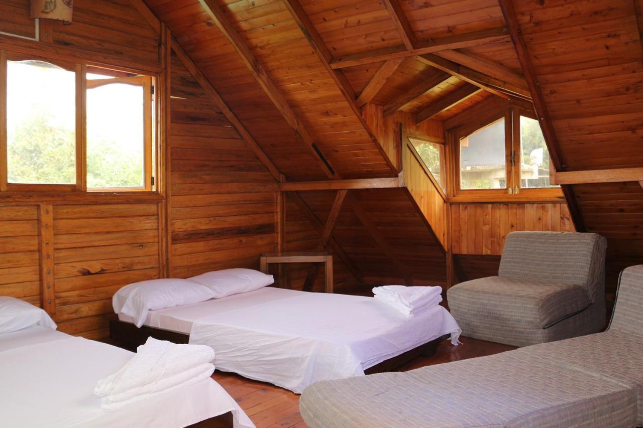 Finca Chalet La Tawa Sevilla  Extérieur photo